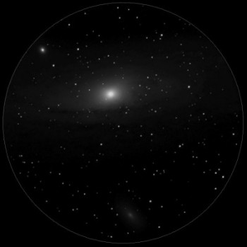 Die Andromedagalaxie Messier 31 mit Begleitern