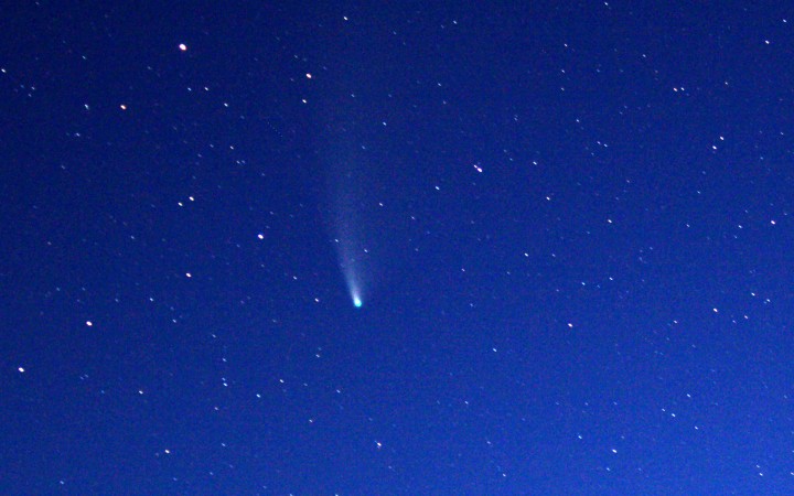 Komet Neowise im Sternbild Ursa Major